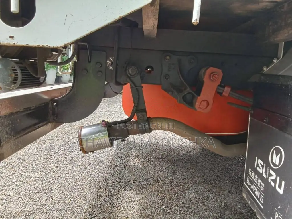 Isuzu Japan 1994 Crew Cab (Used)