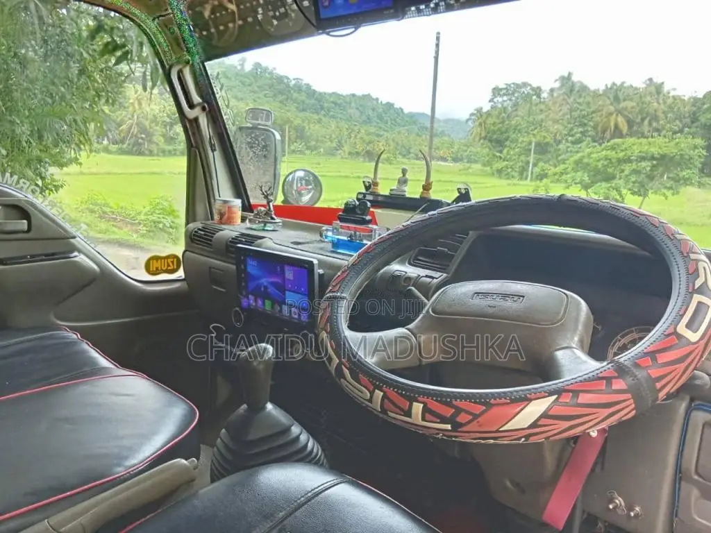 Isuzu Japan 1994 Crew Cab (Used)