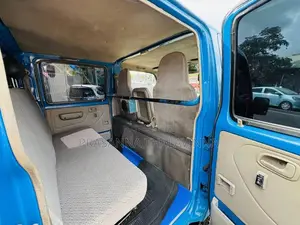Toyota CrewCab 2006 Crew Cab (Used)