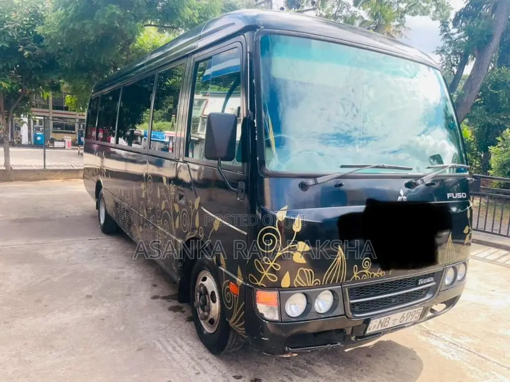 Mitsubishi Rosa 2013 Bus (Used)
