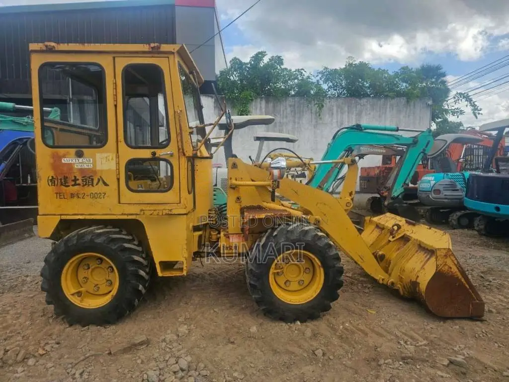 Mitsubishi Ws300 2015 Heavy-Duty (Used)