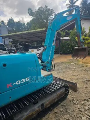Kubota K 035 2015 Heavy-Duty (Used)
