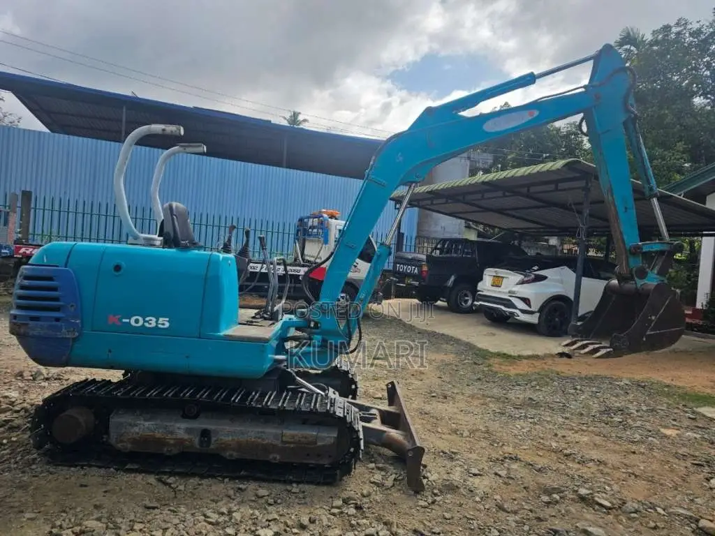Kubota K 035 2015 Heavy-Duty (Used)