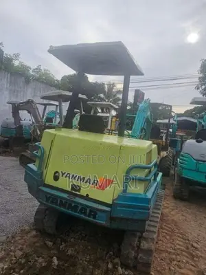 Yanmar B27-1 2014 Heavy-Duty (Used)