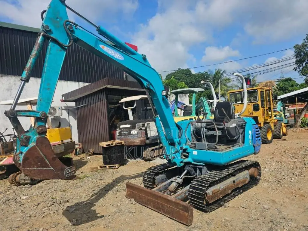 Kubota K 035 2015 Heavy-Duty (Used)
