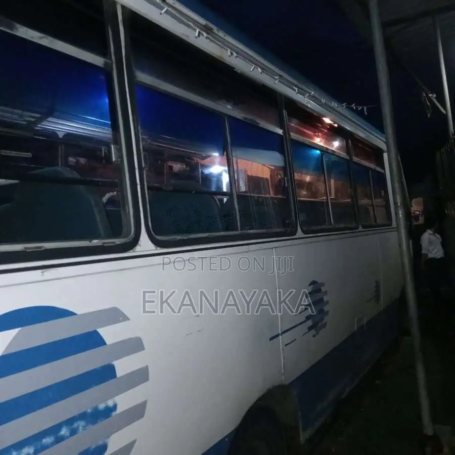 Tata 713 2005 Bus (Used)