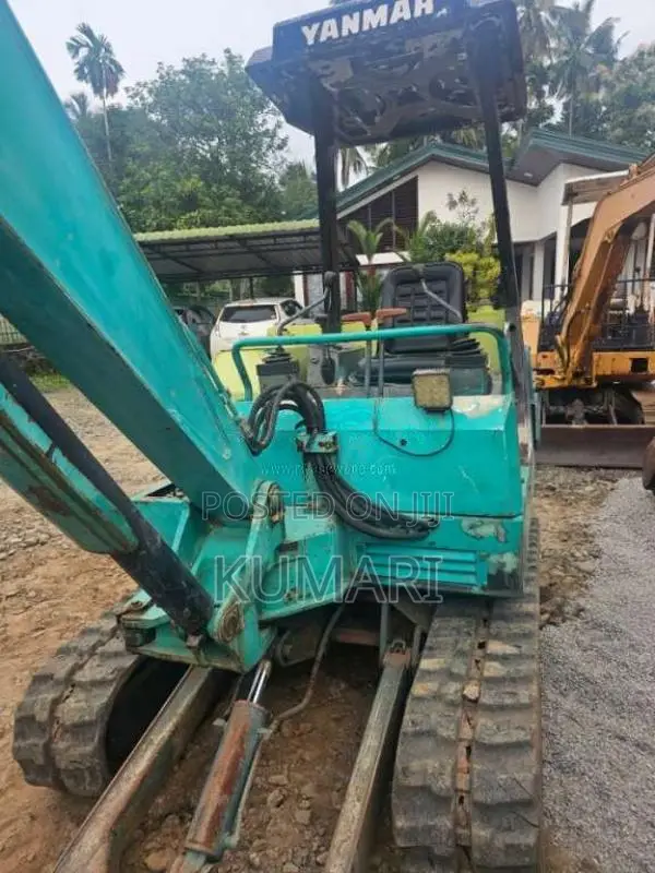 Yanmar B27-1 2014 Heavy-Duty (Used)