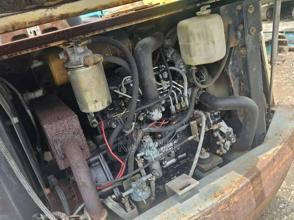 Mitsubishi ME30 2015 Heavy-Duty (Used)