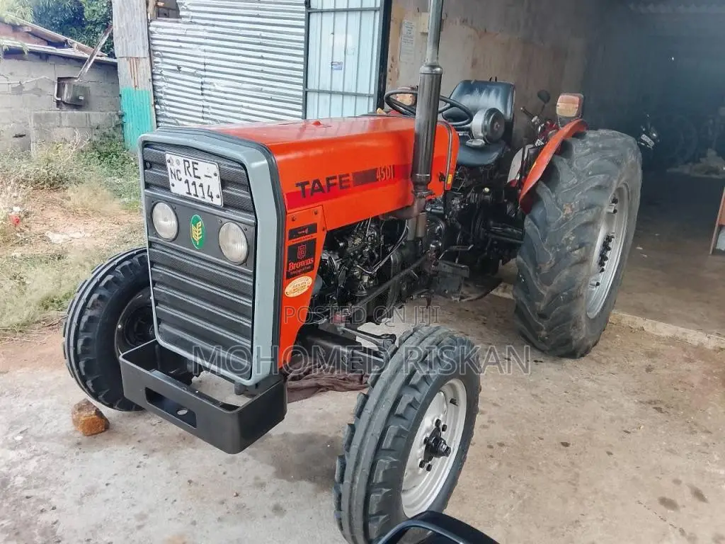 TAFE TAFE 2016 Tractor (Used)