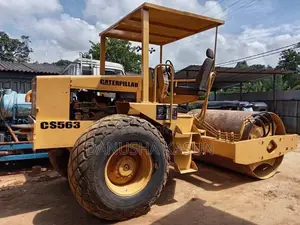 CAT T10 Rolla CS563 2000 Heavy-Duty (Used)