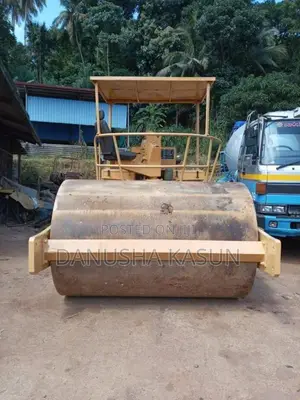 CAT T10 Rolla CS563 2000 Heavy-Duty (Used)