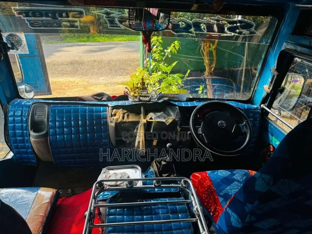 Ashok-Leyland MITR 2015 Bus (Used)