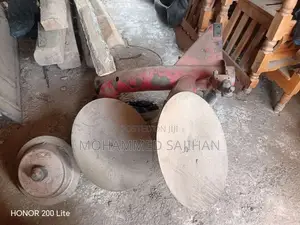 Mahindra TAFE 2012 Tractor (Used)