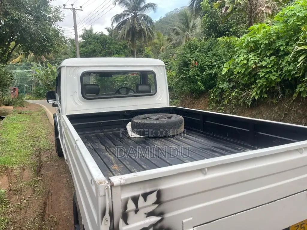 Mahindra Bolero Maxi Truck 2011 Pickup (Used)