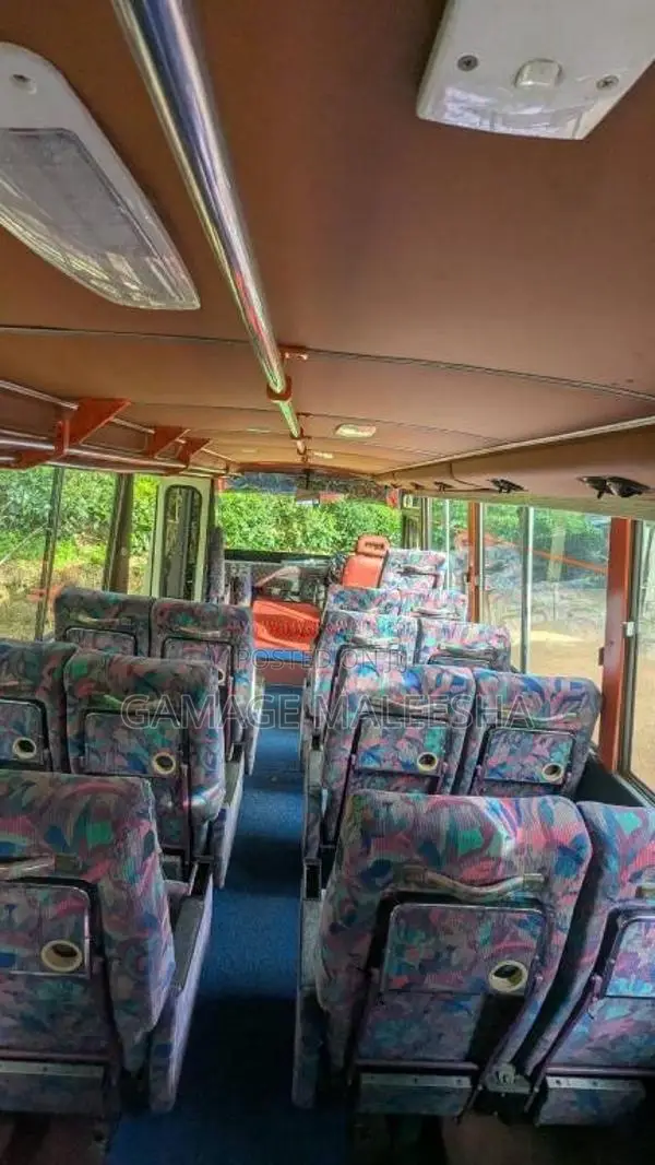 Mitsubishi Fuso 1989 Bus (Used)
