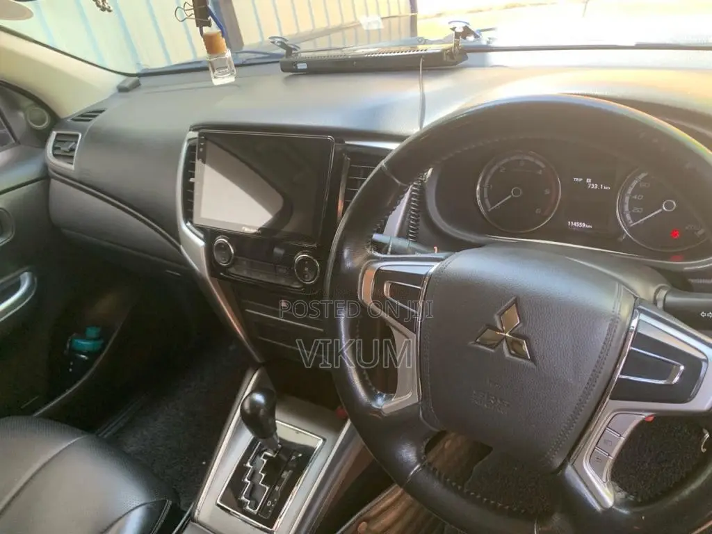 Mitsubishi L200 2020 Pickup (Used)