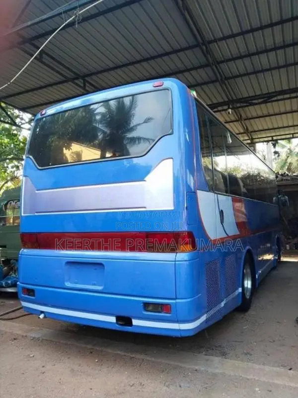 Mitsubishi Fuso 1998 Bus (Used)