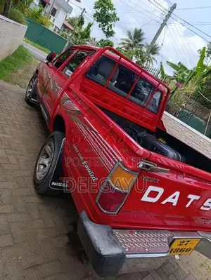 Nissan Datsun 1980 Pickup (Used)