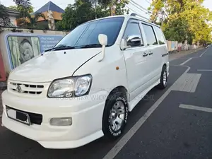 Toyota Townace Noah Cr41 2001 Van (Used)