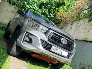 Toyota Hilux 2019 Pickup (Used)