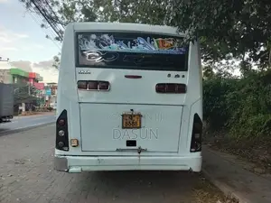 Tata Starbus 2010 Bus (Used)