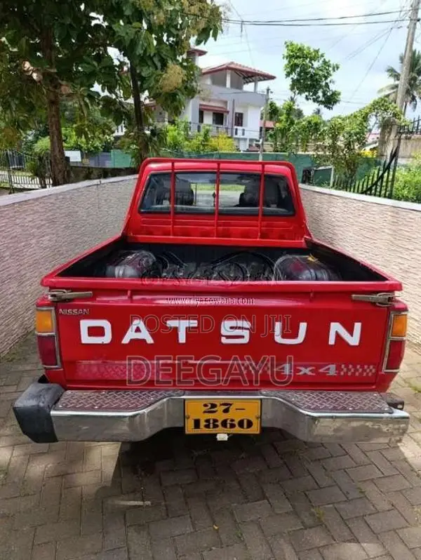 Nissan Datsun 1980 Pickup (Used)