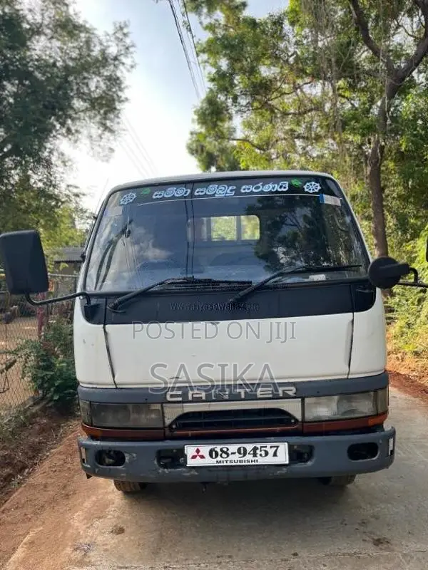 Mitsubishi Canter 1998 Lorry (Used)