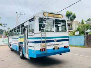 Ashok-Leyland Hino Power 2004 Bus (Used)