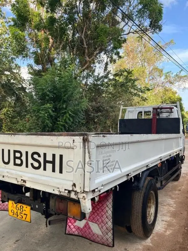 Mitsubishi Canter 1998 Lorry (Used)