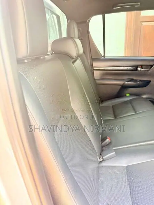 Toyota Hilux 2019 Pickup (Used)