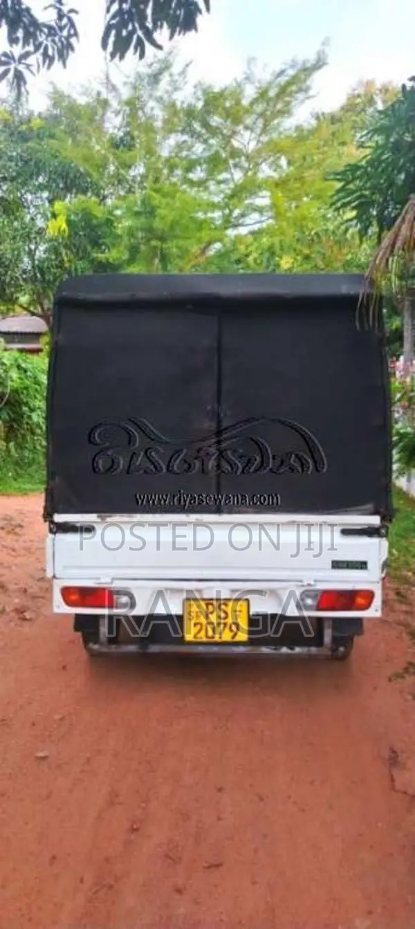 Mitsubishi Buddy 2012 Lorry (Used)