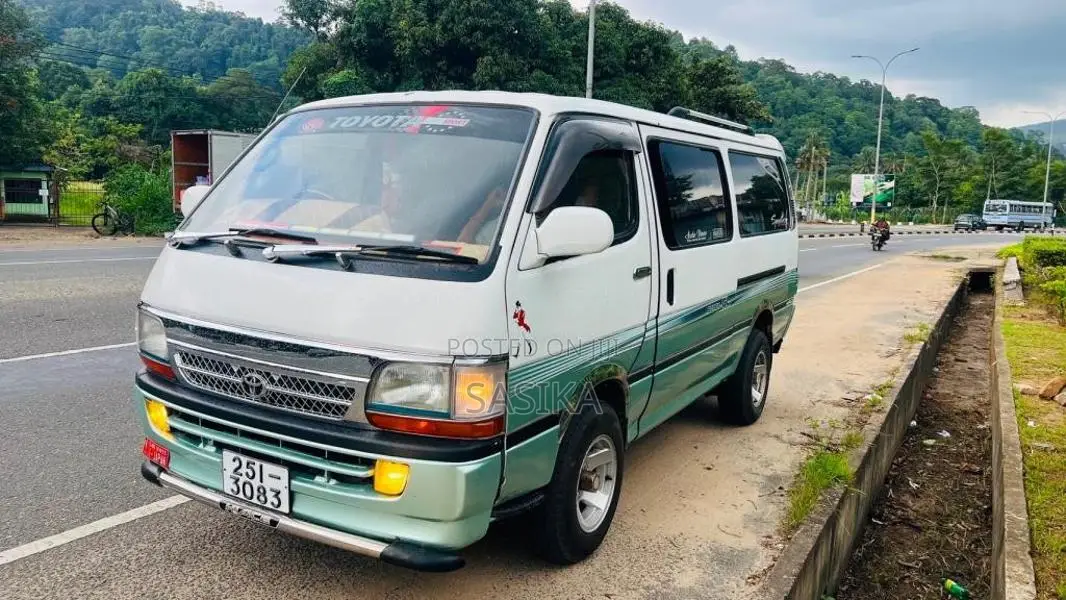 Toyota Dolphin Lh113 1996 Van (Used)