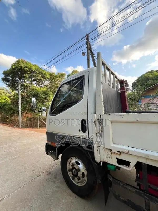 Mitsubishi Canter 1998 Lorry (Used)