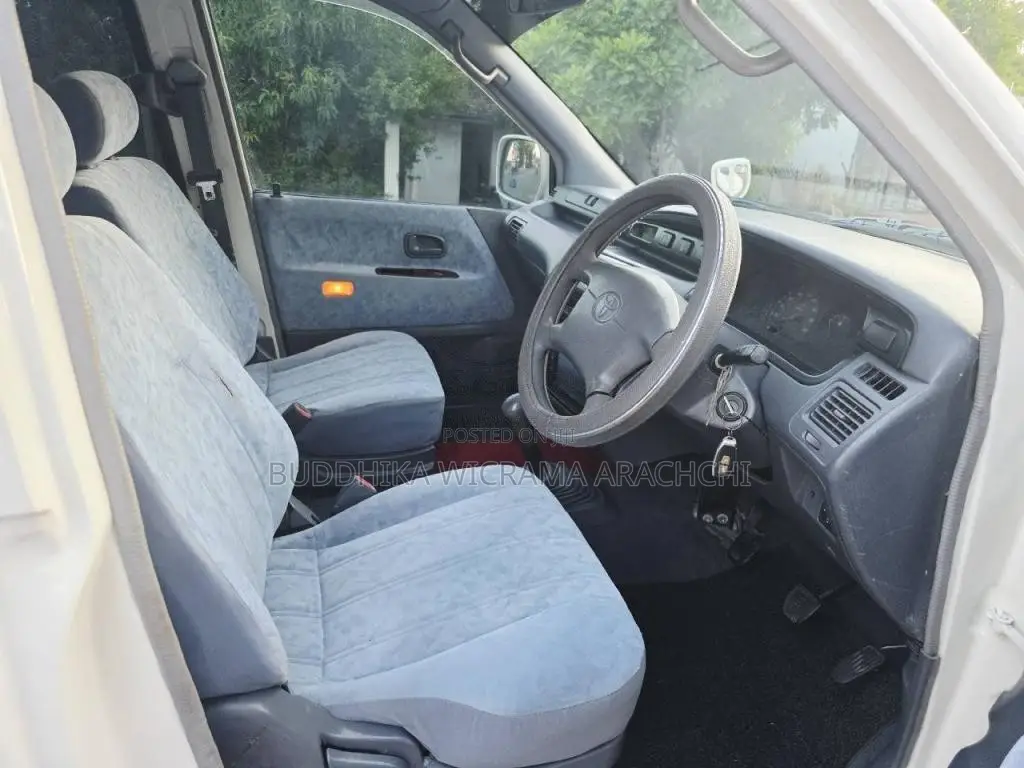 Toyota Townace Noah Cr41 2001 Van (Used)