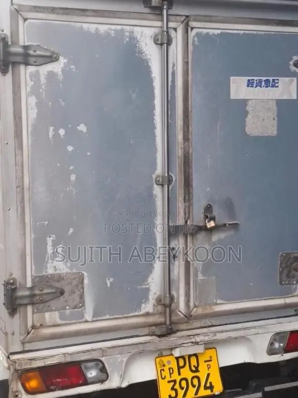 Mitsubishi Mini 2007 Lorry (Used)