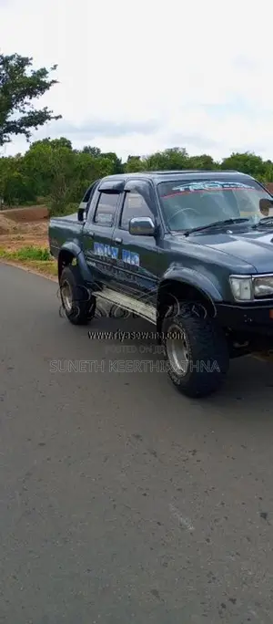 Toyota 107SSRx 1997 Pickup (Used)