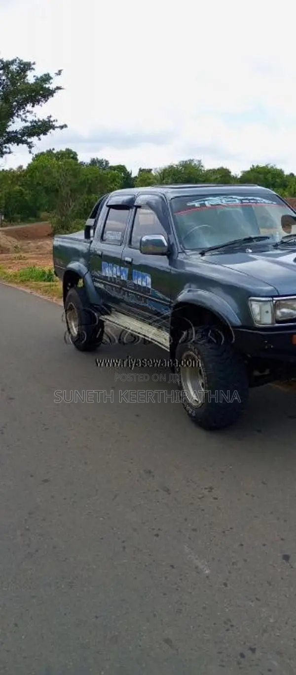 Toyota 107SSRx 1997 Pickup (Used)