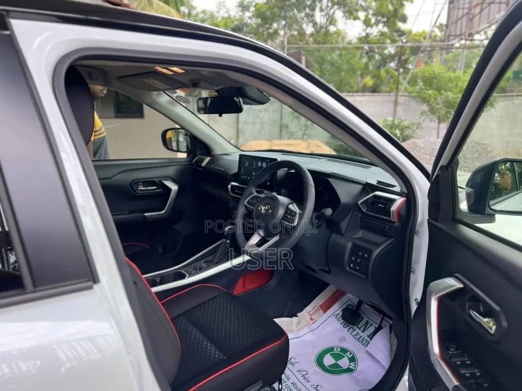 Toyota Raize 2025 SUV Brand New