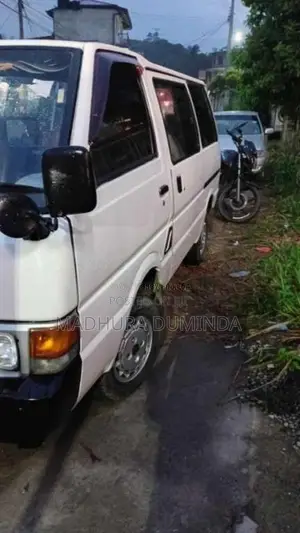 Nissan Vanette 1988 Van (Used)