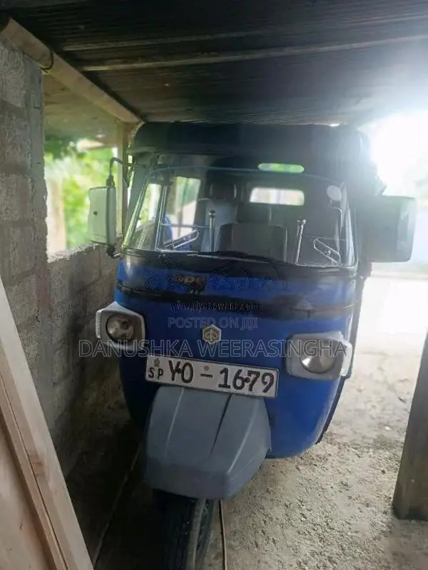 Piaggio Ape 2011 Three Wheel (Used)