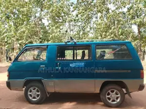 Mitsubishi Delica 1982 Van (Used)