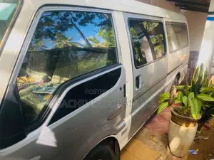 Mazda Brawny 1995 Van (Used)
