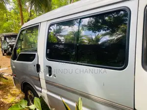 Mazda Brawny 1995 Van (Used)