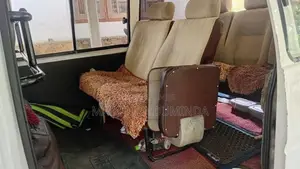 Nissan Vanette 1988 Van (Used)