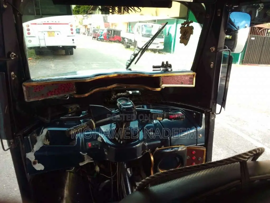 TVS King 2011 Three Wheel (Used)