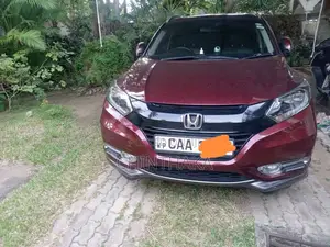 Honda Vezel 2014 SUV (Used)