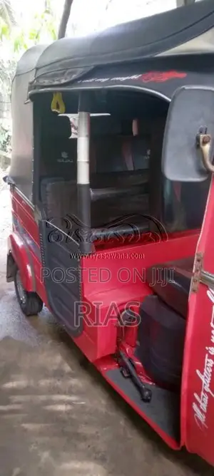 Bajaj RE 2014 Three Wheel (Used)