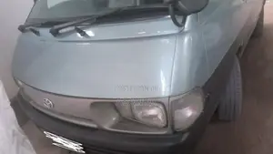 Toyota Lotto 1993 Van (Used)