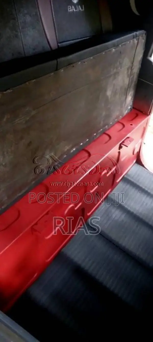 Bajaj RE 2014 Three Wheel (Used)