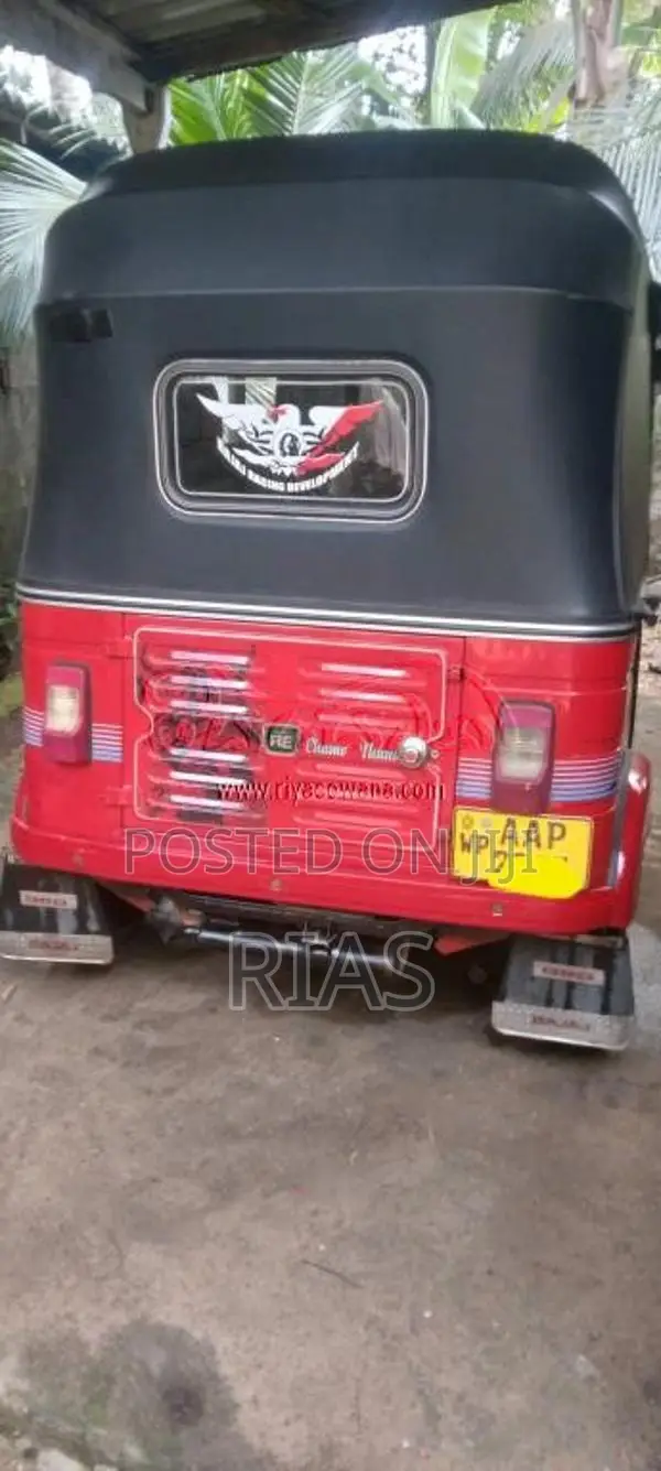 Bajaj RE 2014 Three Wheel (Used)